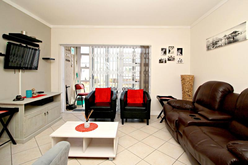 3 Bedroom Property for Sale in Reebok Western Cape
